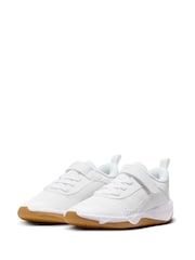 Nike White Junior Omni Multi Court Trainers - Image 2 of 11