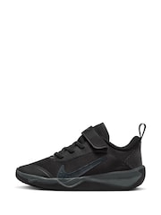 Nike Black Junior Omni Multi Court Trainers - Image 4 of 9