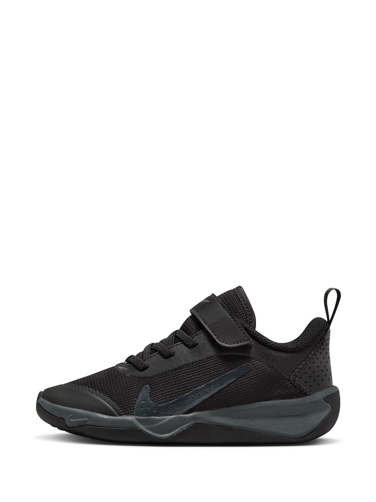 Negru - Pantofi de antrenament Nike Junior Omni Multi Court - Image 4 of 9