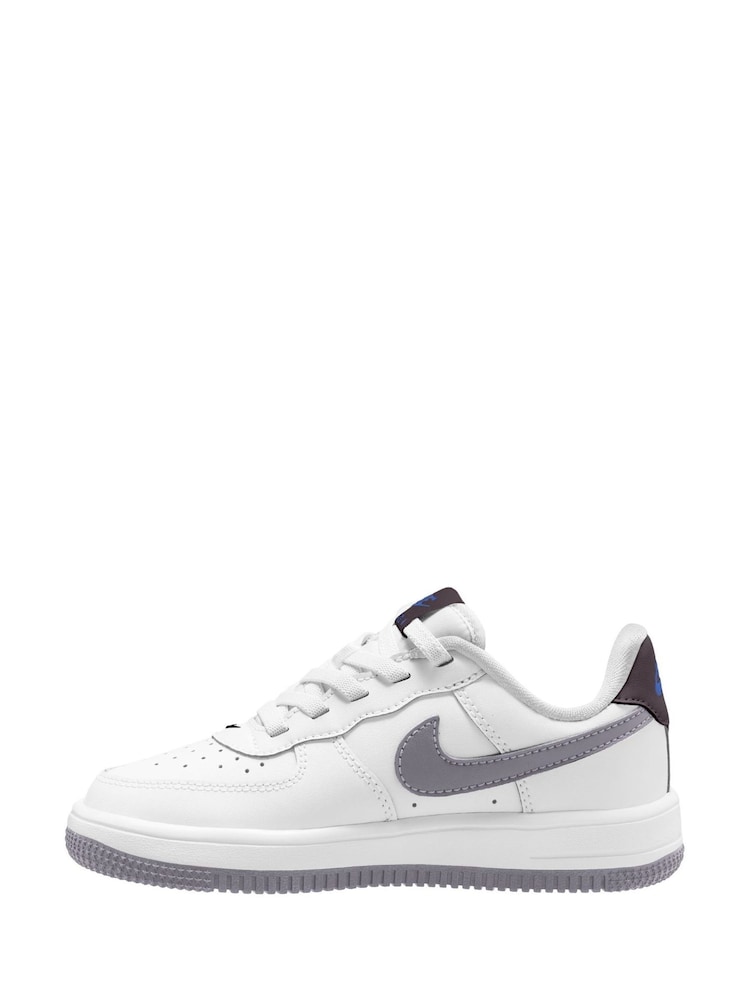 Белый/серебристый - Nike Junior Air Force 1 Low Easy On Trainers - Image 2 of 4