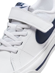 Nike White/Blue Junior Court Legacy Trainers - Image 8 of 9