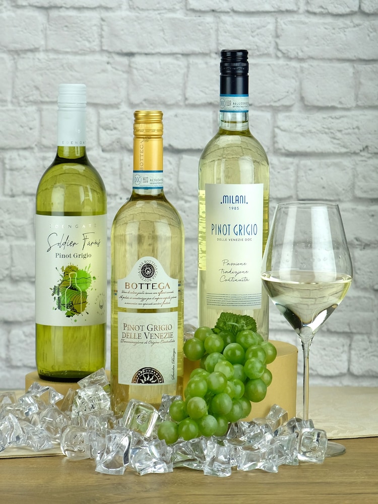Le Bon Vin Trio of Pinot Grigio Wines - Image 1 of 2