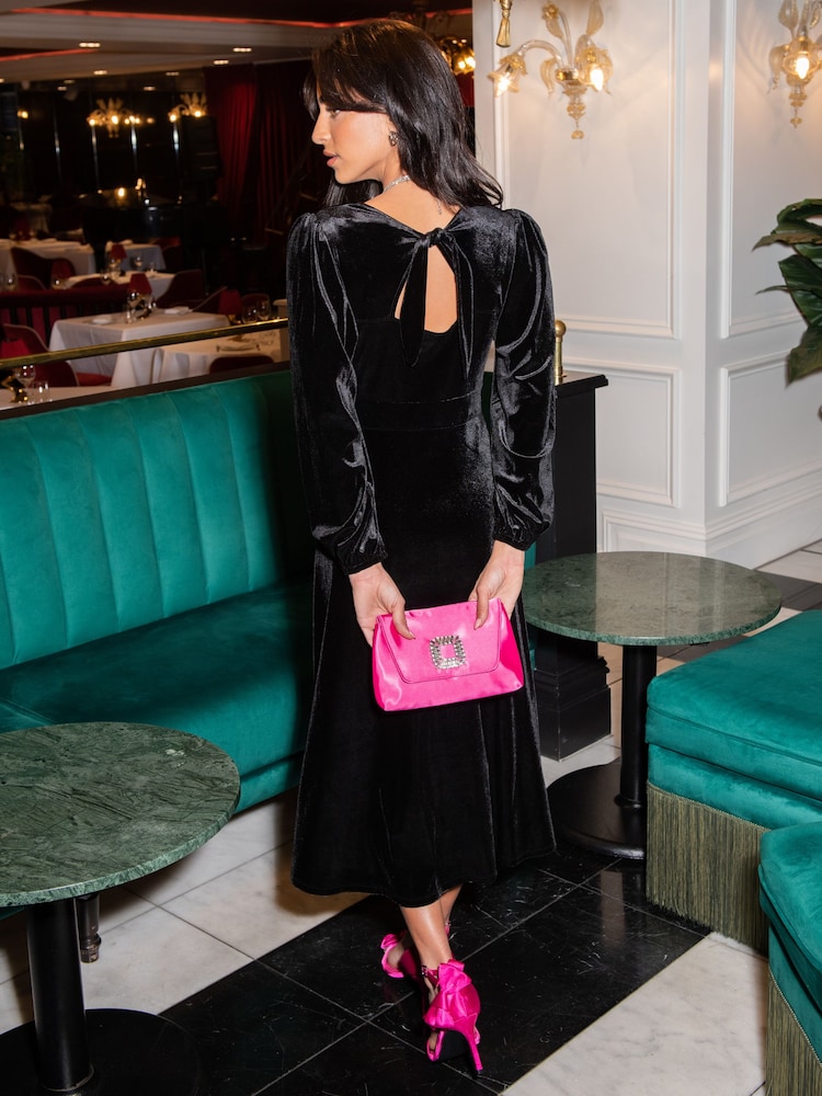 Pour Moi Charlotte Tie Back Stretch Velvet Long Sleeve Midi Dress - Image 2 of 4 Pour Moi Charlotte Tie Back Stretch Velvet Long Sleeve Midi Dress - Image 2 of 4