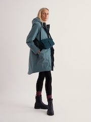 Seasalt Cornwall Green Petite Plant Hunter 2 Raincoat - Image 3 of 5