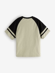 Noir/Blanc/Pierre Grunge Varsity - Relaxed Fit Graphic Print Short Sleeve 100% Cotton T-Shirts 3 Pack (3-16yrs) - Image 5 de 9