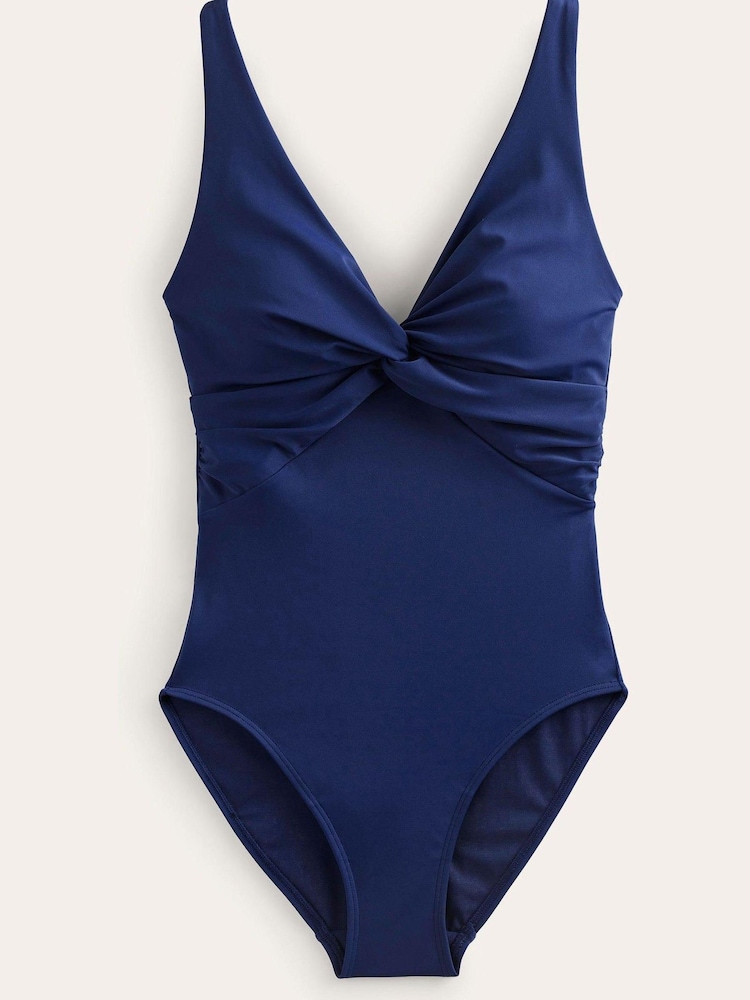Blau - Boden Klassischer Badeanzug mit gedrehtem Design - Bild 6 von 6