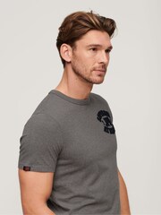 Grau - Superdry 100% Cotton Vintage Athletic Chest Short Sleeve T-Shirt - Bild 4 von 7