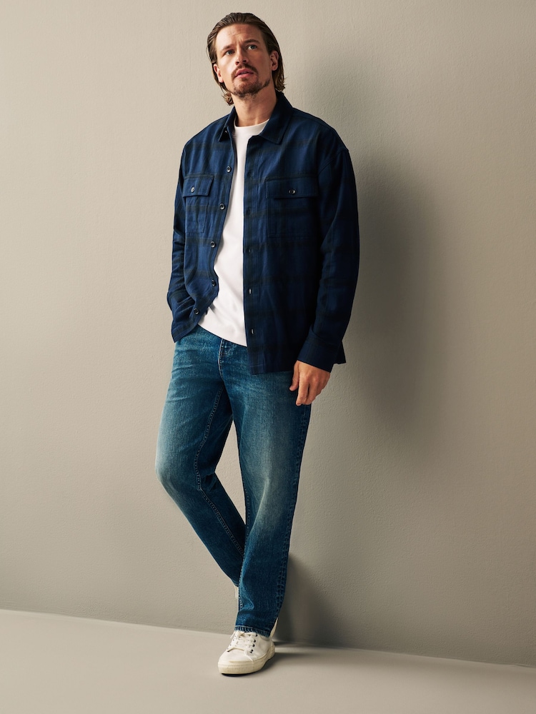 لون أزرق متوسط - Regular Fit Vintage Stretch Authentic Jeans - صورة 2 من 10 لون أزرق متوسط - Regular Fit Vintage Stretch Authentic Jeans - صورة 2 من 10