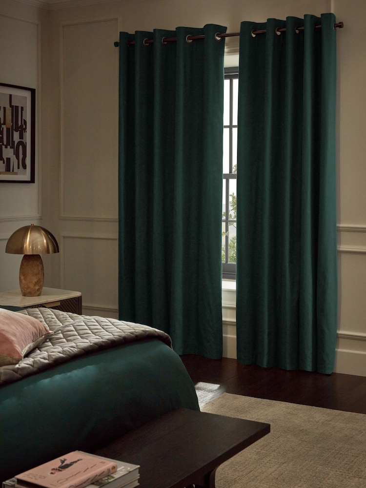 Green Dark Blackout/Thermal Cotton Eyelet Curtains - Image 2 of 7