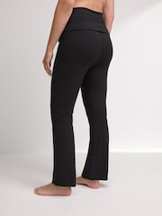 Black Maternity Yoga Flare Leggings - Image 4 of 9