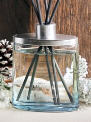 Collection Luxe New York Snow Day Jasmine and Cedarwood 170ml Luxury Fragranced Reed Diffuser - Image 2 of 3