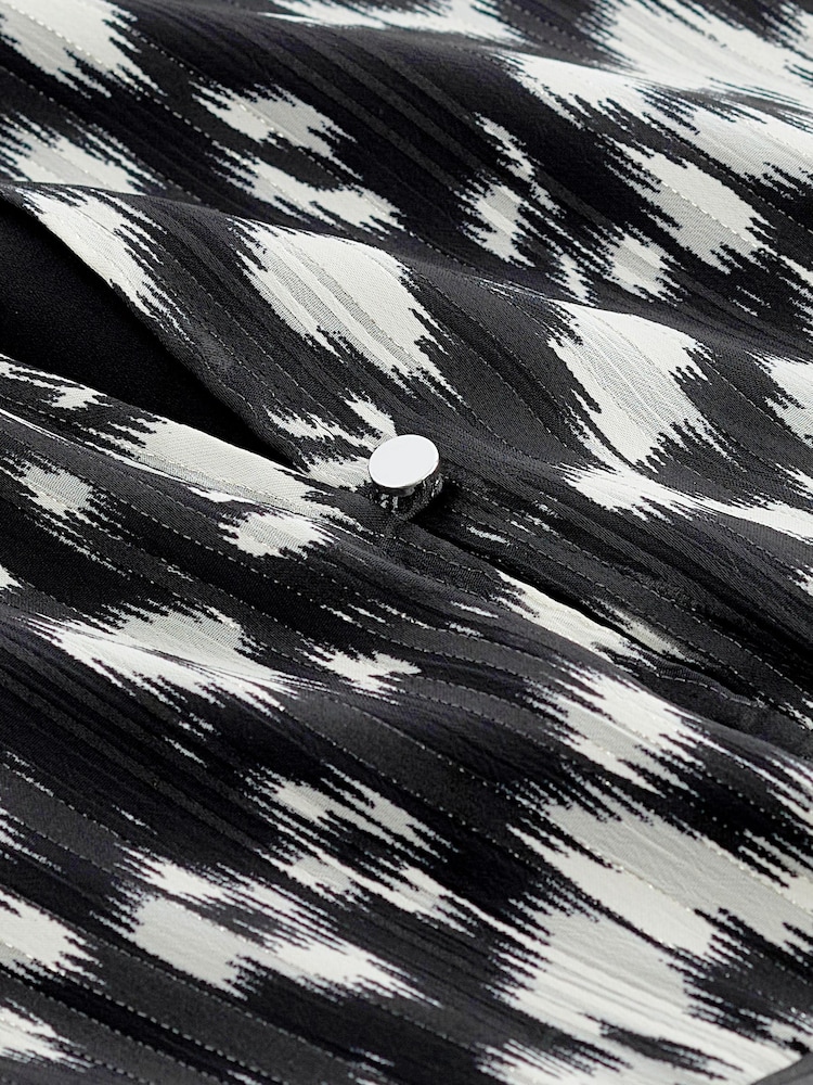 Black/White Monochrome Print Long Sleeve Ruched Mini Dress - Image 5 of 5