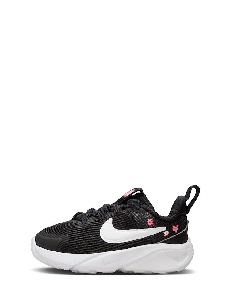 Nike Black/White Floral Infant Star Runner 4 Trainers - Image 4 of 12