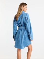 أزرق متوسط - فستان قميص دنيم بحزام - صورة 3 من 7