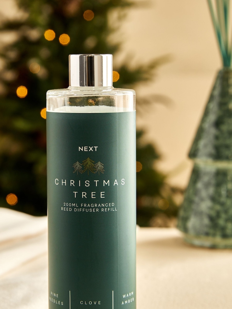 Christmas Tree Pine and Eucalyptus 200ml Fragranced Reed Diffuser Refill - Image 2 of 3