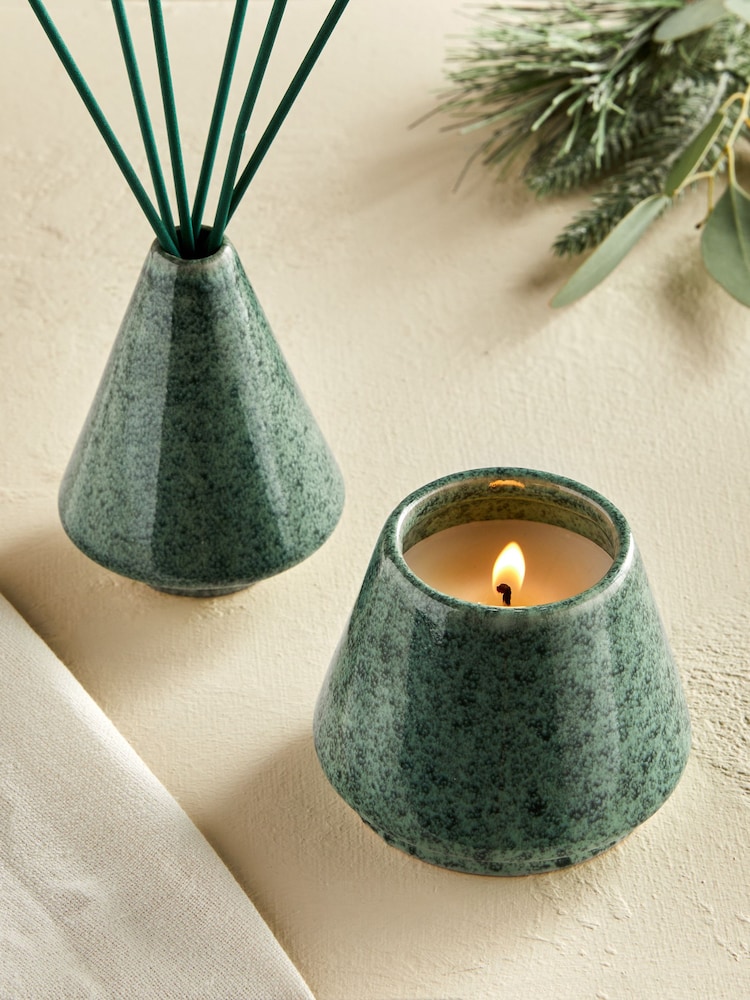 Green Christmas Tree Pine and Eucalyptus Fragranced Reed Diffuser and Candle Set - Image 2 of 5
