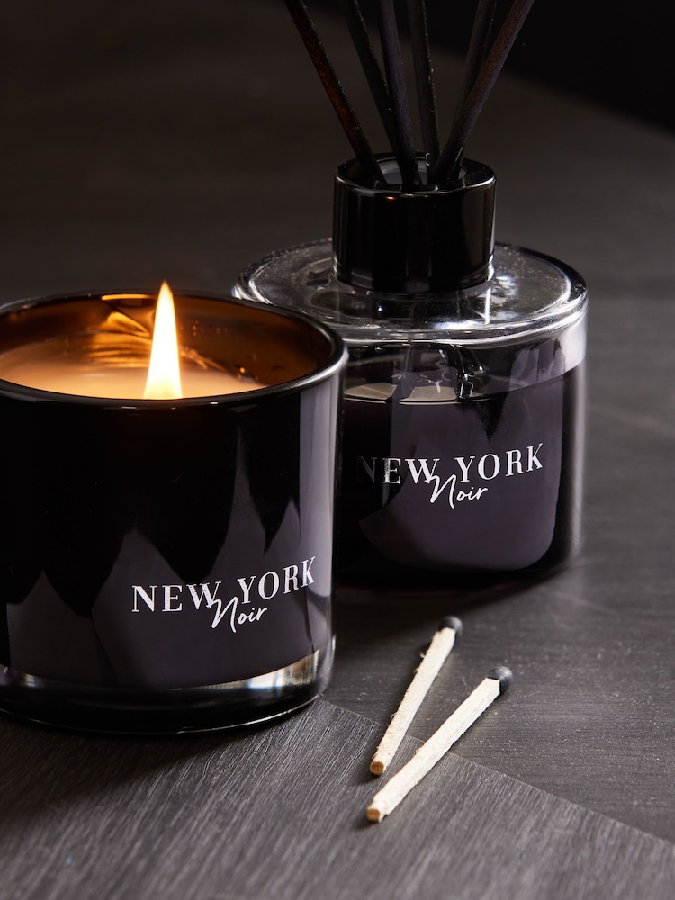 Noir Cassis & Coconut Collection Luxe New York Gift Set - Image 2 of 3