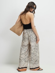 River Island Pull On Zebra Print Satin Wide Leg Trousers - Bilde 2 av 4