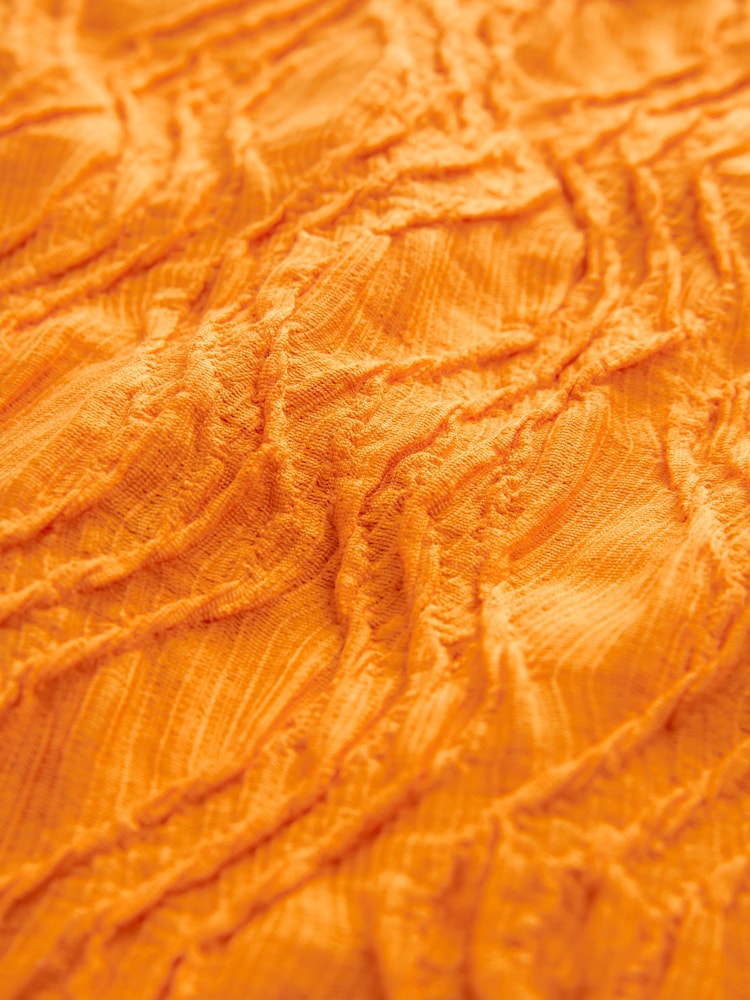 Orange - Strukturiertes sommerliches Trägerkleid aus Jersey - Bild 7 von 7 Orange - Strukturiertes sommerliches Trägerkleid aus Jersey - Bild 7 von 7