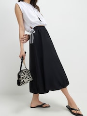 River Island Black Bubble Hem Midi Skirt - Image 2 of 4