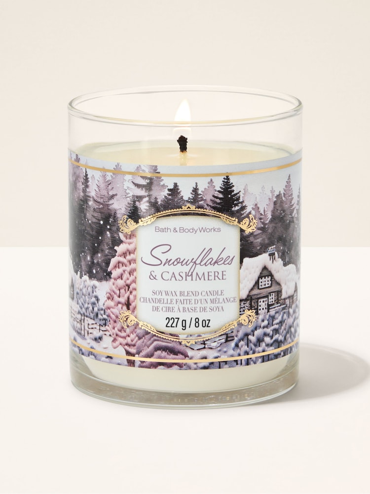 Bath & Body Works Snowflakes and Cashmere Single Wick Candle 227g - Image 1 of 2 Bath & Body Works Snowflakes and Cashmere Single Wick Candle 227g - Image 1 of 2