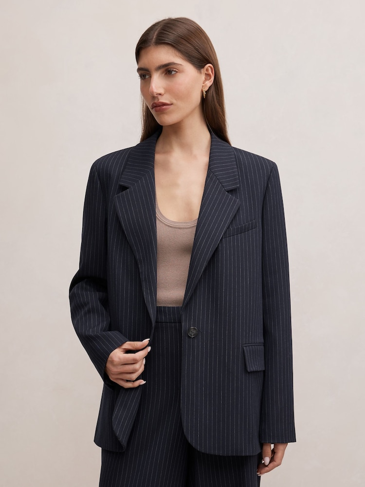Blazer à rayures Paloma à simple boutonnage de Forever New - Image 1 sur 5 Blazer à rayures Paloma à simple boutonnage de Forever New - Image 1 sur 5