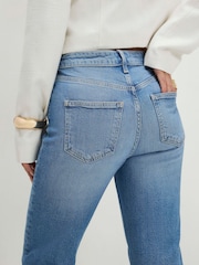 Vaqueros capri acampanados petite de River Island - Imagen 4 de 5