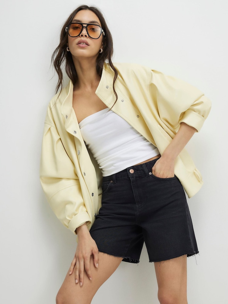 River Island Black Mid Rise Seamed Longline Bermuda Denim Shorts - Image 1 of 4 River Island Black Mid Rise Seamed Longline Bermuda Denim Shorts - Image 1 of 4