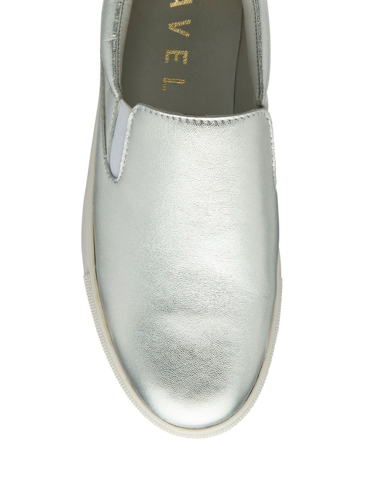 Ravel Silver Leather Slip-Ons Trainers - Image 4 of 4 Ravel Silver Leather Slip-Ons Trainers - Image 4 of 4