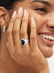 Black Stone Statement Single Ring - Image 2 of 3