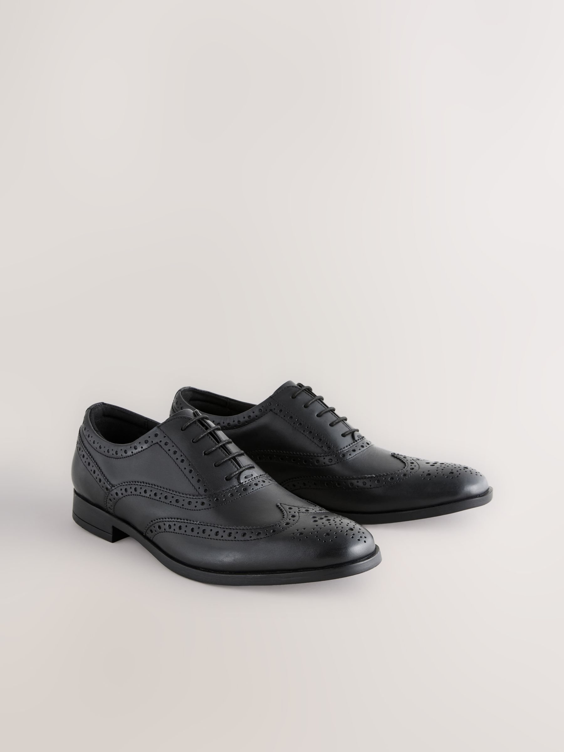 Wide fit oxford shoes clearance