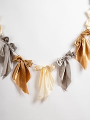 Scottish Everlastings Ltd Silver Satin Bow Garland - Image 3 of 3