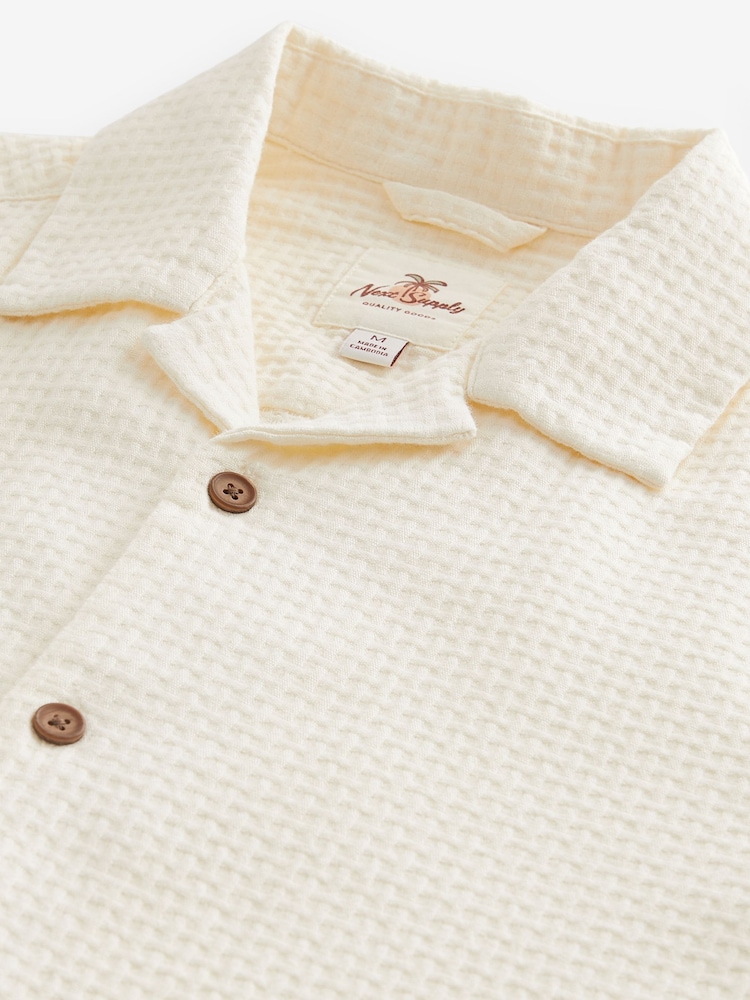 Ecru 100% Cotton Textured Waffle Short Sleeve Shirt - Image 7 of 7