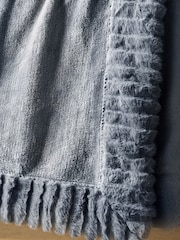 Catherine Lansfield Velvet And Faux Fur Soft and Cosy Throw - Image 2 of 5