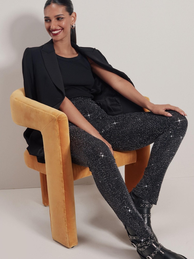 Schwarz - Skinny-Paillettenhose - Bild 1 von 7 Schwarz - Skinny-Paillettenhose - Bild 1 von 7