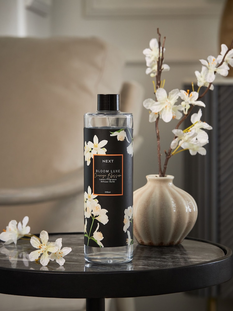 Bloom Luxe Orange Blossom Luxury 200ml Refill Fragranced Reed Diffuser - Image 1 of 2