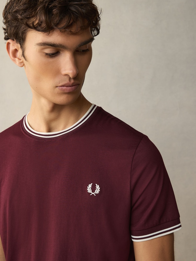 Fred Perry Twin Tipped Logo T-Shirt - Image 4 of 4