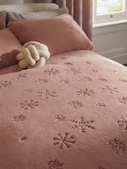 Pink Embroidered Snowflake Faux Fur Christmas Duvet Cover and Pillowcase Set - Image 2 of 5