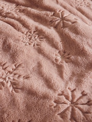 Pink Embroidered Snowflake Faux Fur Christmas Duvet Cover and Pillowcase Set - Image 3 of 5