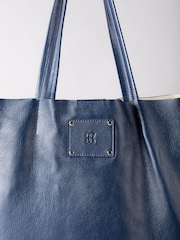 Lakeland Leather Blue Tarn Leather Bucket Bag - Image 3 of 8