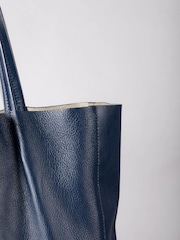 Lakeland Leather Blue Tarn Leather Bucket Bag - Image 4 of 8