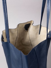 Lakeland Leather Blue Tarn Leather Bucket Bag - Image 7 of 8