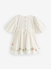 Weiß - Besticktes Kleid aus Baumwoll-/Leinenmischung (3 Monate–10 Jahre) - Bild 6 von 7