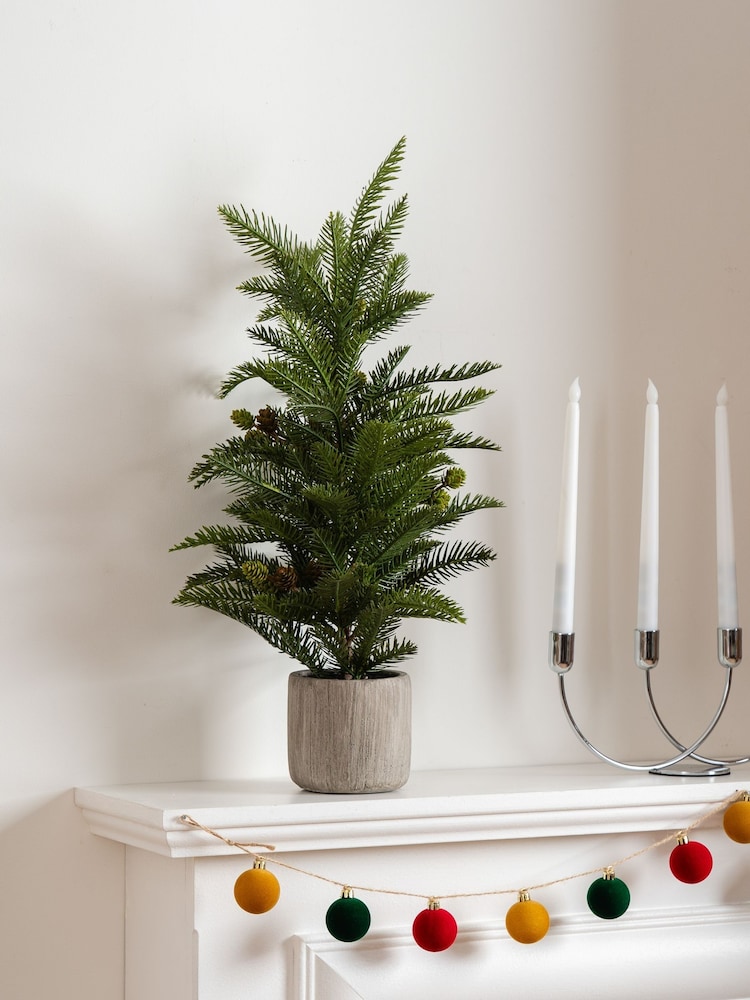 Scottish Everlastings Ltd Green Artificial Christmas Pine Tree in Cement Pot - Image 1 of 3 Scottish Everlastings Ltd Green Artificial Christmas Pine Tree in Cement Pot - Image 1 of 3