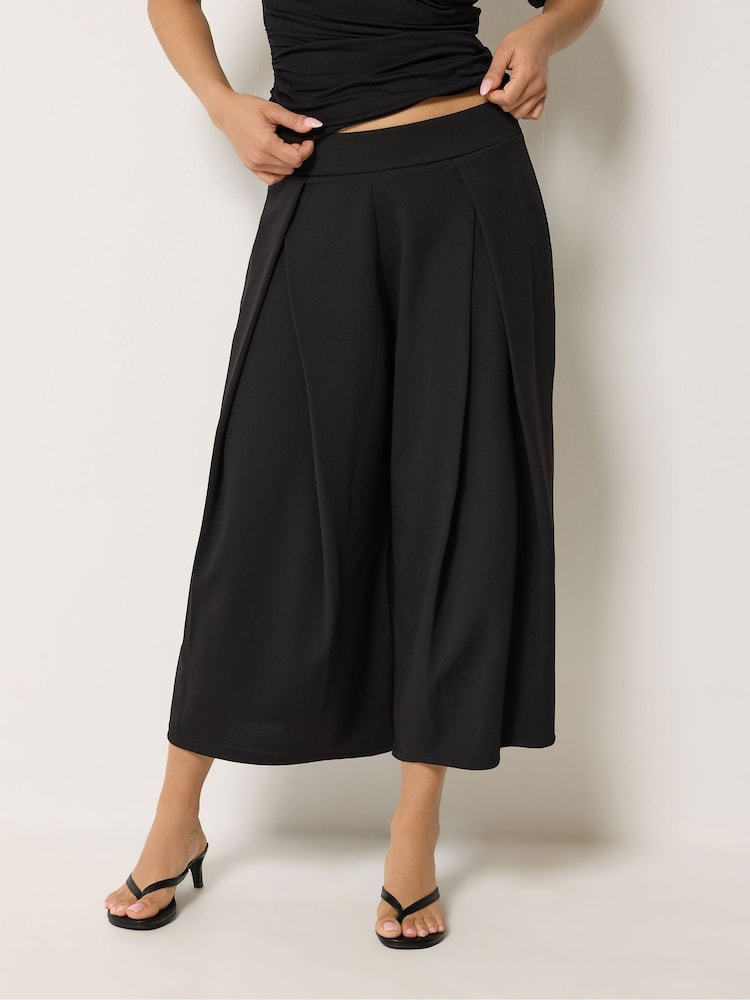PixieGirl Petite Black Pleated Wrap Wide Leg Cropped Trousers - Image 2 of 5 PixieGirl Petite Black Pleated Wrap Wide Leg Cropped Trousers - Image 2 of 5