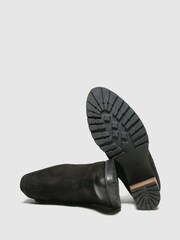 Red Or Dead Black Ramp Nubuck Leather Boots - Image 4 of 4