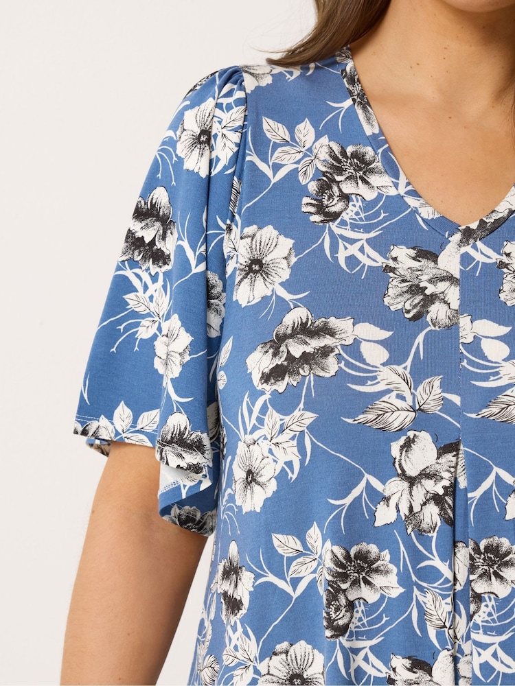 Yours Curve Blue/White Pleated Front Swing Top - Image 4 of 4 Yours Curve Blue/White Pleated Front Swing Top - Image 4 of 4