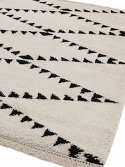 Asiatic Rugs Cream Rocco Flags Ultra Soft Rug - Image 2 of 4
