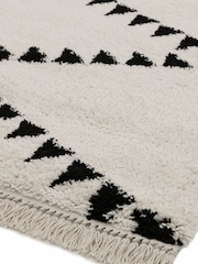 Asiatic Rugs Cream Rocco Flags Ultra Soft Rug - Image 3 of 4