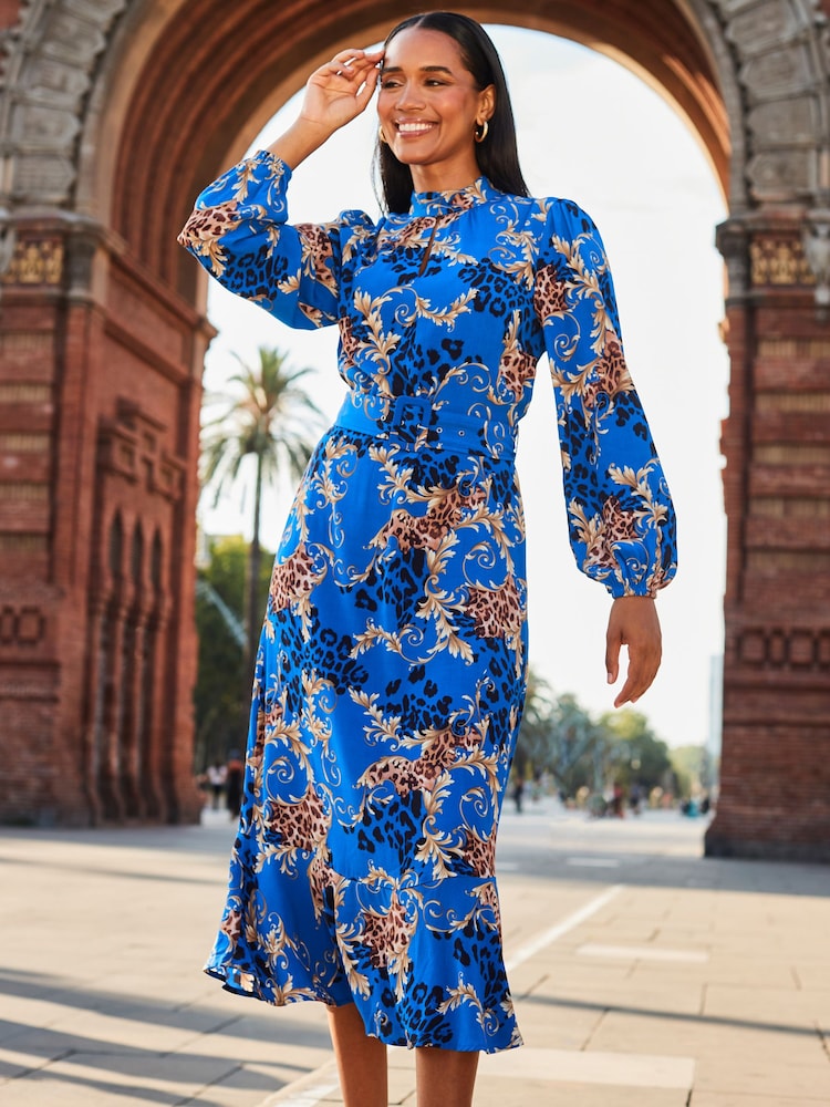 Sosandar Blue Conversational Belted Fit And Flare Dress - Image 5 of 5